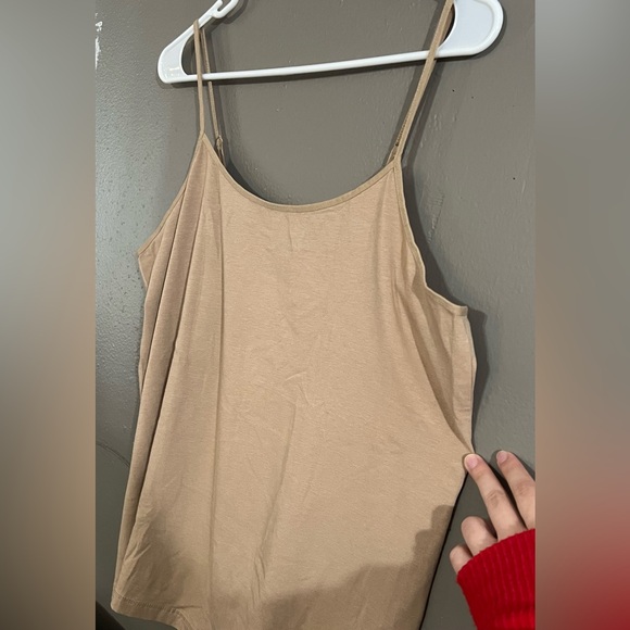 Time & Tru Women’s Beige Cami Tank Top - Picture 4 of 6